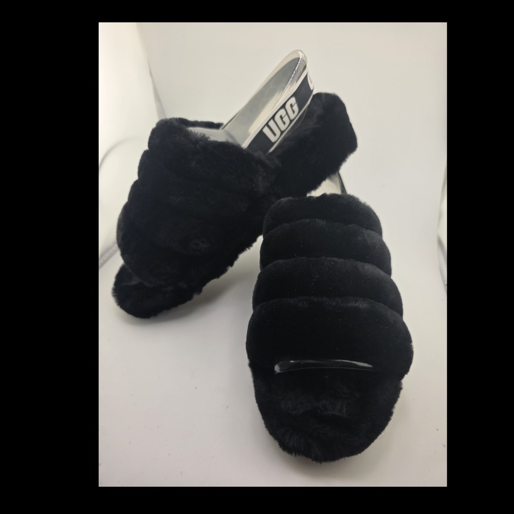 UGG Fluff Yeah Slide Black Fur Platform Sandals Women's Size 9 w/ Box